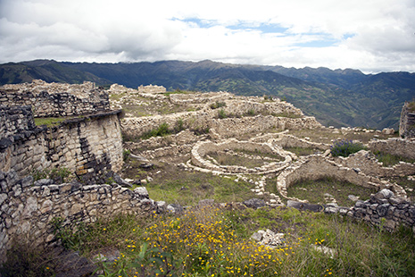 Kuelap, l’un des sites majeurs du pays, perché à plus de 3000 mètres.
